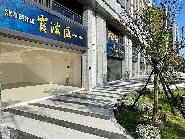 LINE_ALBUM_鼎毅霞波匯角間金店面_230221_8.jpg