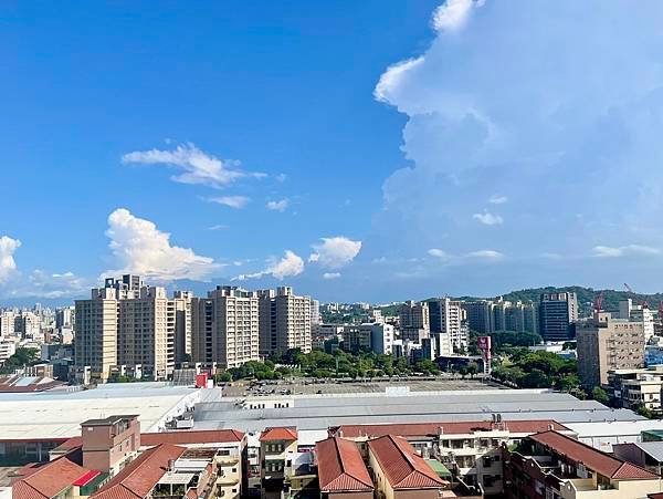 東園培英朝南絕美視野大三房/麗寶美棧麗