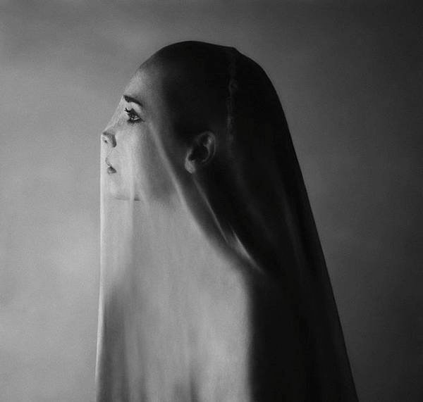 Self-Portraits-Noell-S-Oszvald-2