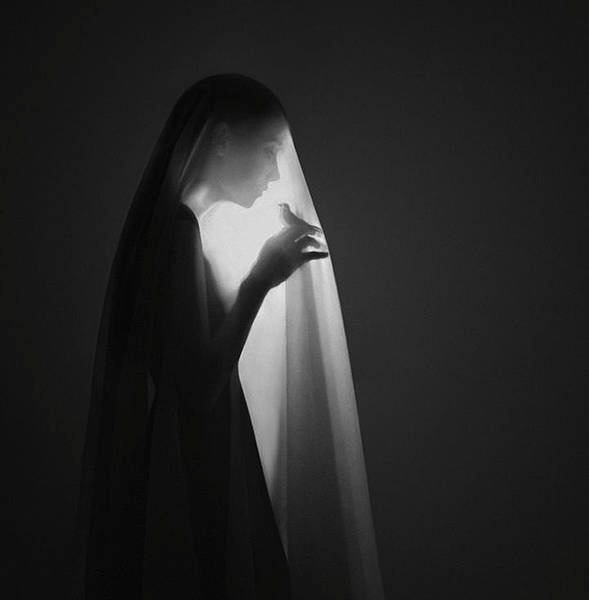 Self-Portraits-Noell-S-Oszvald-3