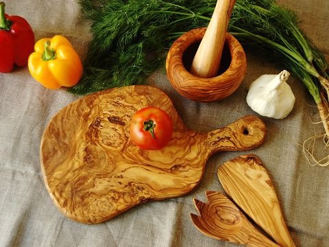 afw282_olive_wood_cutting_board33_decoupe02