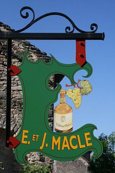 Domaine Macle.jpg