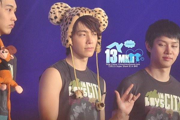 110115ss3bkk155.jpg