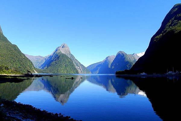 19-Milford Sound