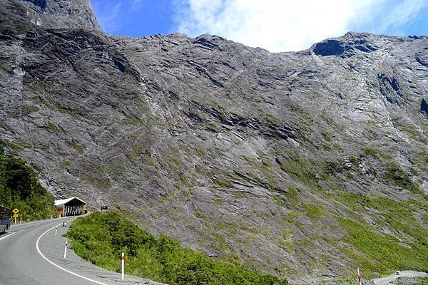 17-Homer Tunnel