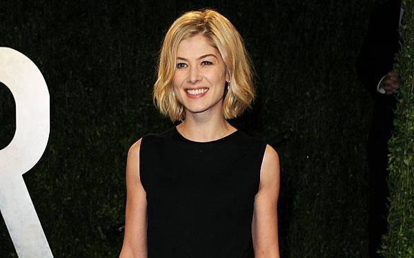 gone-girl-rosamund-pike-ftr