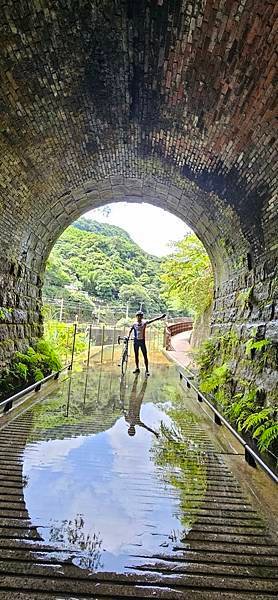 還我三貂嶺隧道自行車道快閃抗議