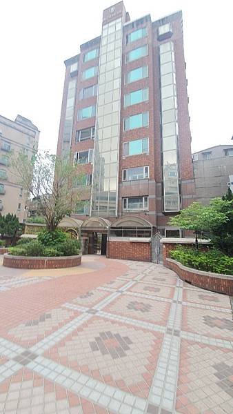 LINE_ALBUM_江南街皇家金融_230328_3.jpg