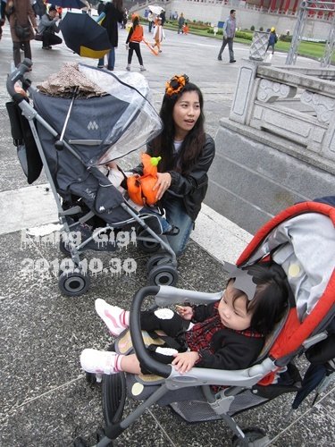 安家人每個人都有裝飾一下