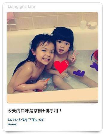 天氣不冷了，所以玩水可以玩久一點！