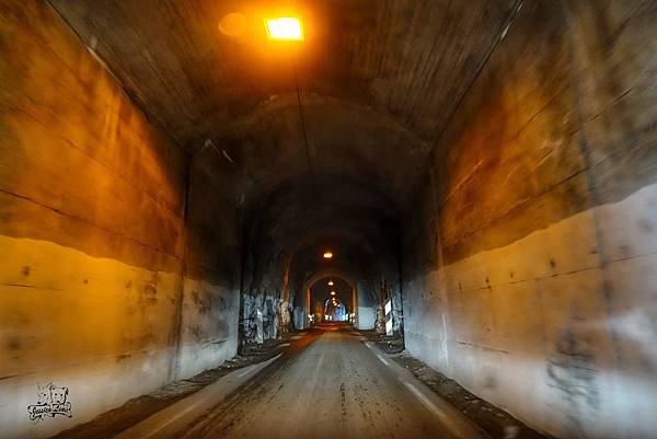 往奇跡岩登山口的路上