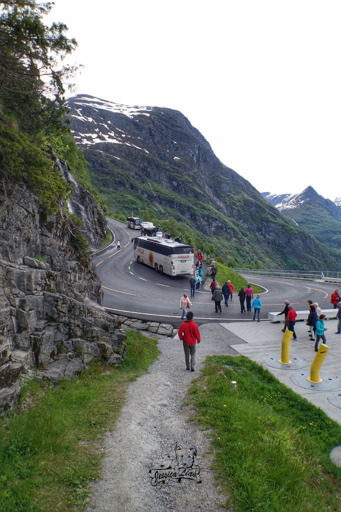 Ørnesvingen-eagle Road觀景台旁小步道