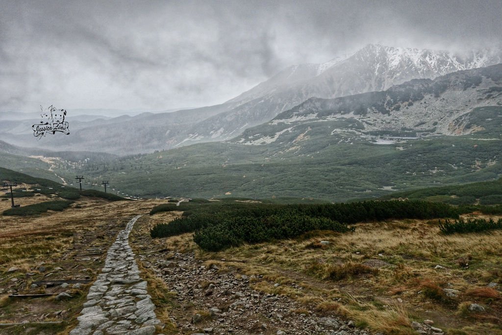 下山時，突然撥雲見日