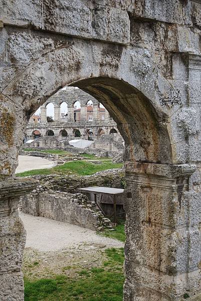 pula arena