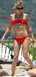 hbz-Kate-Hudson-brights-celeb-swimsuits-0511-de