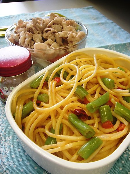 涮豬肉佐野菜胡麻醬汁