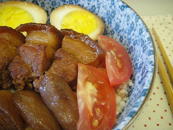 豚の角煮丼