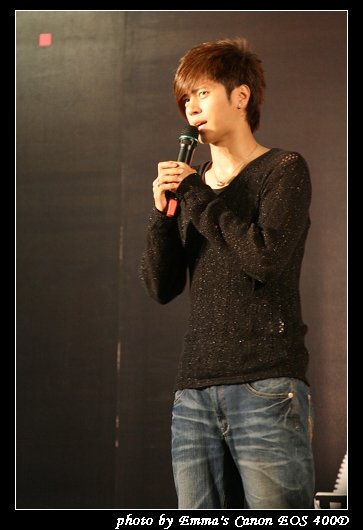 090221小豬台中簽唱會_0057.jpg