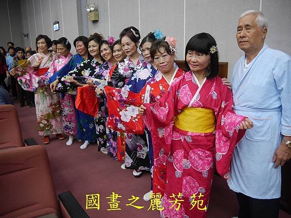 105 年松柏大學結業典禮---日語班舞蹈表演 (9).jpg