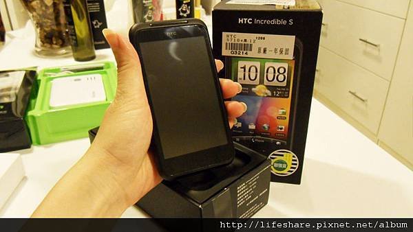 HTC Incredible S握感