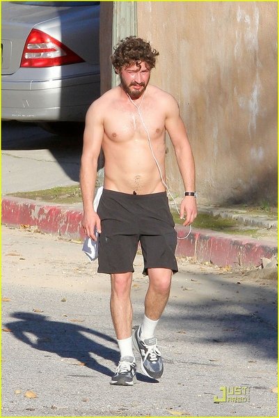 shia-labeouf-shirtless2.jpg