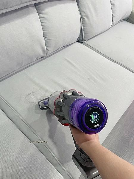 Dyson Digital Slim Submarine™吸塵器， 輕量乾濕洗地吸塵器，Dyson NF42吸塵器，Dyson NF42 洗地機，dyson吸塵器，吸塵器推薦，無線吸塵器，洗地機推薦，乾濕兩用吸塵器，塵蟎吸塵器，濕拖吸塵器推薦，洗地吸塵器，輕量吸塵器推薦，吸塵器，洗地機