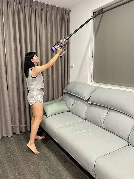 Dyson Digital Slim Submarine™吸塵器， 輕量乾濕洗地吸塵器，Dyson NF42吸塵器，Dyson NF42 洗地機，dyson吸塵器，吸塵器推薦，無線吸塵器，洗地機推薦，乾濕兩用吸塵器，塵蟎吸塵器，濕拖吸塵器推薦，洗地吸塵器，輕量吸塵器推薦，吸塵器，洗地機