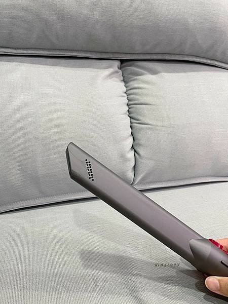 Dyson Digital Slim Submarine™吸塵器， 輕量乾濕洗地吸塵器，Dyson NF42吸塵器，Dyson NF42 洗地機，dyson吸塵器，吸塵器推薦，無線吸塵器，洗地機推薦，乾濕兩用吸塵器，塵蟎吸塵器，濕拖吸塵器推薦，洗地吸塵器，輕量吸塵器推薦，吸塵器，洗地機