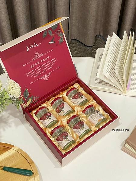 燕窩，燕窩營養，燕窩推薦，燕窩品牌，年節送禮，養生禮盒，母親節禮物，母親節禮盒，產後保養，潤燕窩，黃德安，禧元堂，老⾏家，⽩蘭⽒ 