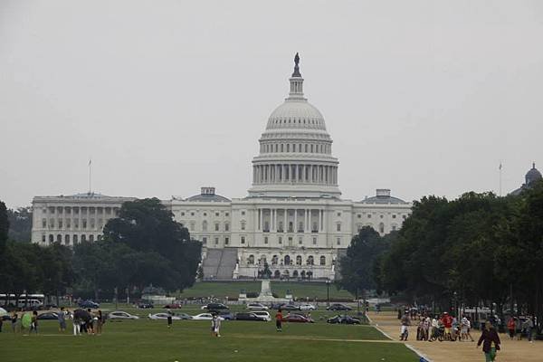 國家廣場的東端盡頭即是&quot;美國國會大廈&quot; (United States Capitol)