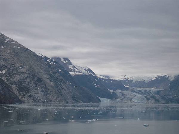 約翰霍普金冰河(John Hopkins Glacier)