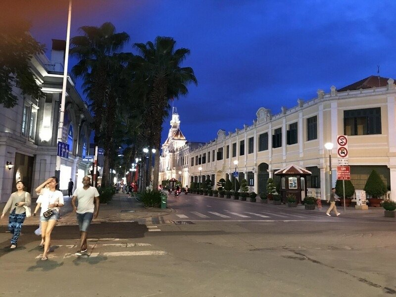 胡志明市 越南 粉紅教堂 住宿 夜生活