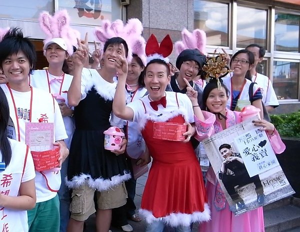 李立崴中秋義賣照片04.JPG