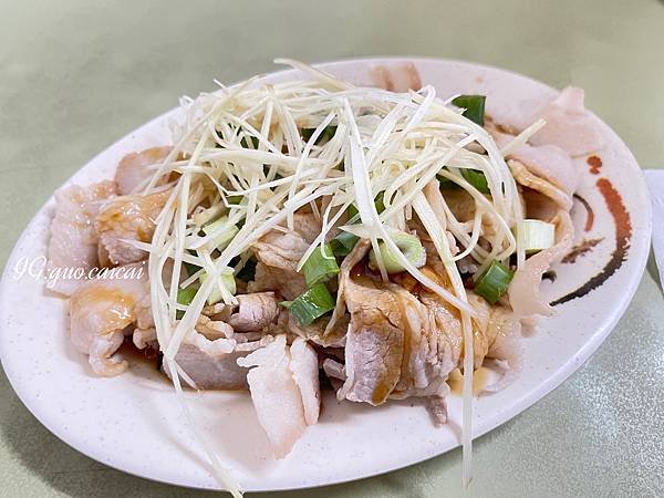 《美食》板橋推薦小吃【湖口老街 客家美食】客家小炒❤俗又大碗