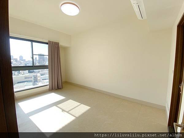 LINE_ALBUM_31000金澤21附汽車位4房，傢俱電可談（辰）_211110_4.jpg