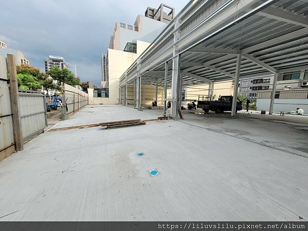 LINE_ALBUM_勝利十一路158號旁160金店面可上廣（蓉）_211118_0.jpg