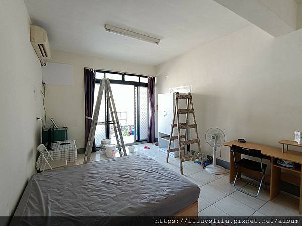 LINE_ALBUM_9000縣政十街4樓巨大套房、獨陽獨洗，含水電瓦斯（沈）（80_）_211026_7.jpg
