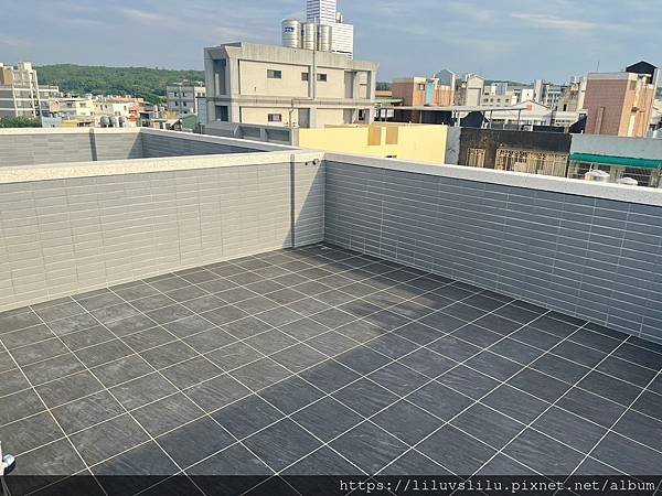 新竹縣湖口鄉~光復東路~湖口工業區全新電梯9套房+店面★2戶