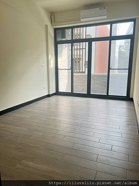 新竹縣湖口鄉~光復東路~湖口工業區全新電梯9套房+店面★2戶