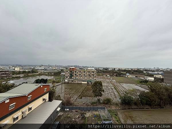 新竹縣竹北市~白地街~租25,000元~豐田國小全新美三房平