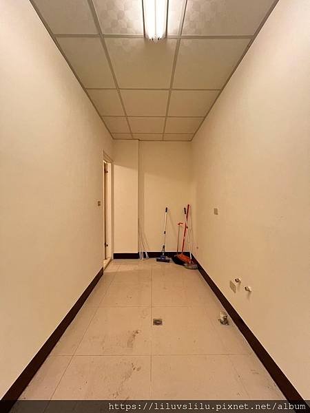 LINE_ALBUM_成功二街190號5A_250219_2.jpg