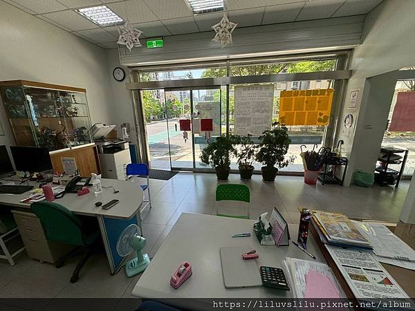 LINE_ALBUM_150000十興路一段金店面（賢）（100_）（有委託）_250514_17.jpg