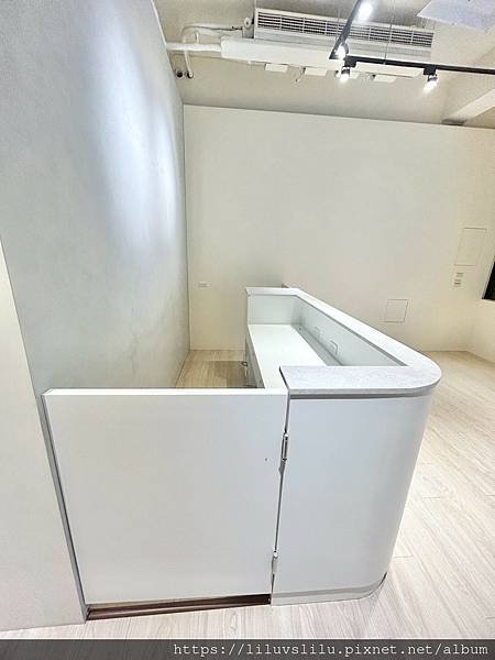 LINE_ALBUM_75000近家樂福，縣政八街雙店面（辰）_250606_13.jpg