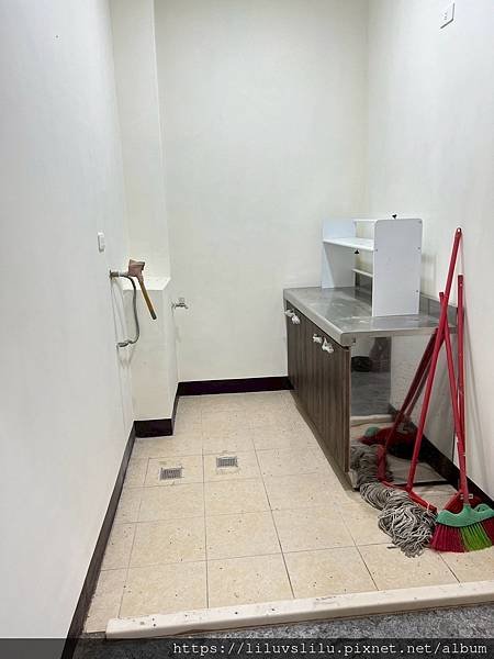 LINE_ALBUM_35000竹東杞林路雙店面禁餐飲(哲)_250611_4.jpg