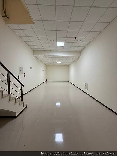 新竹縣竹北市~嘉豐九路~租80,000元~水圳公園64坪金店