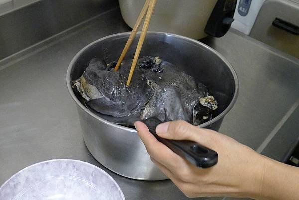 3小時後拿起雞肉