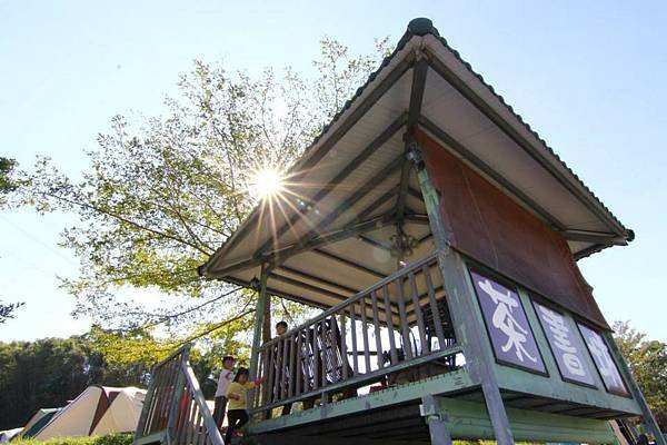 查書坊涼亭