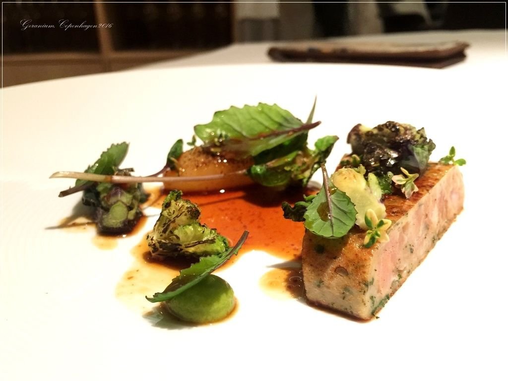 Geranium-45-Pork, Fermented Cabbage, Grilled Pear %26; Aroma of Dried Potato.JPG