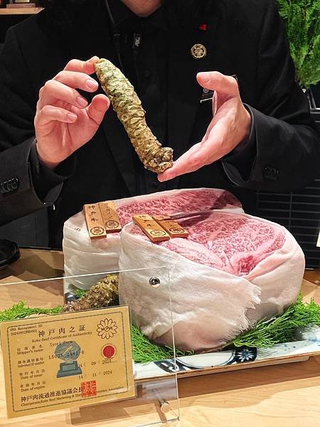 台中美食｜和牛EMPEROR ｜日本頂級和牛燒肉、選用當季新