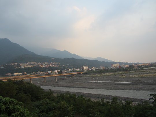 黃昏時的山地們大橋 回屏東我常來此地看夕陽